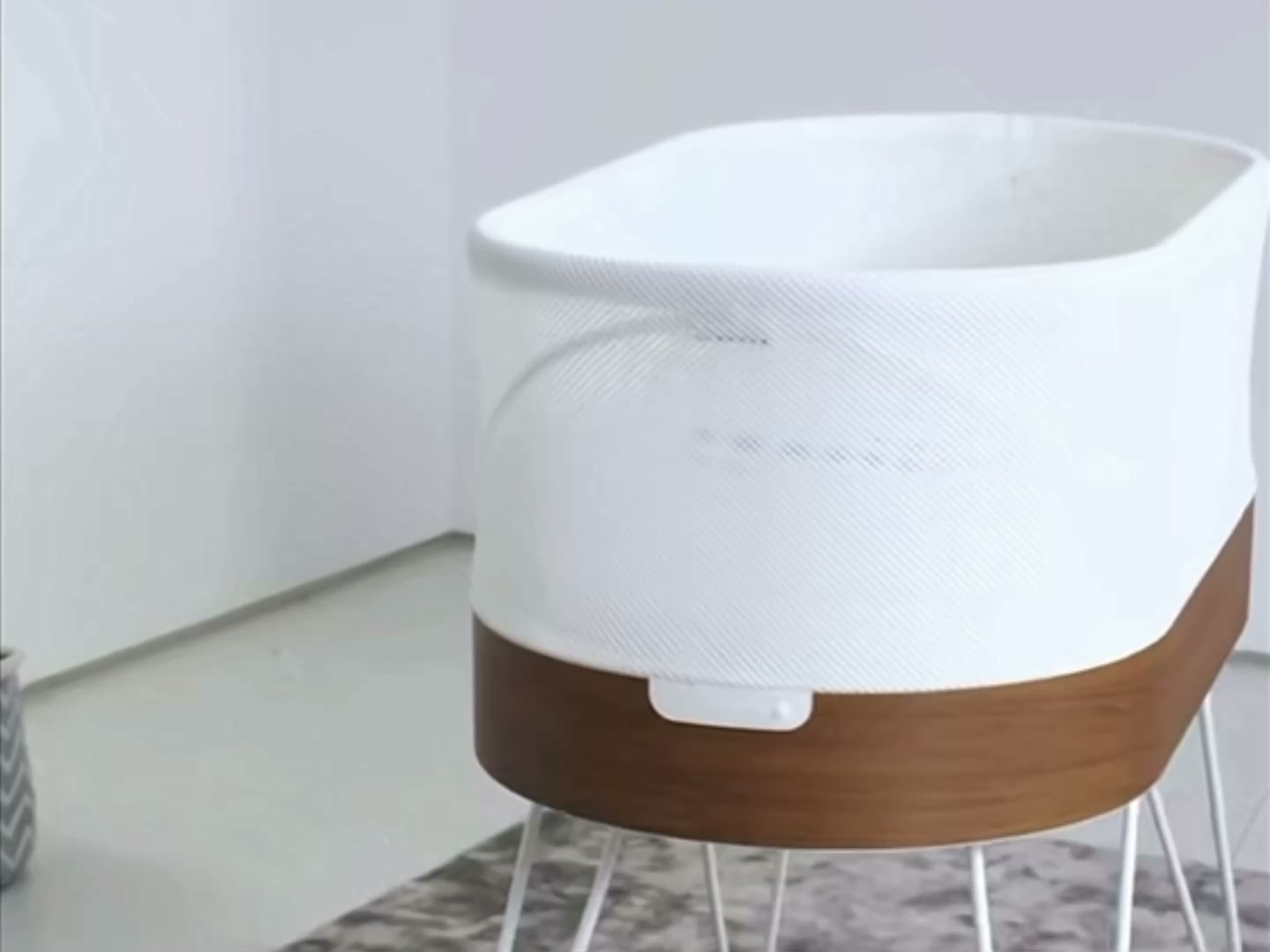 snoo SNOO Smart Sleeper Bassinet | MetaOriental
